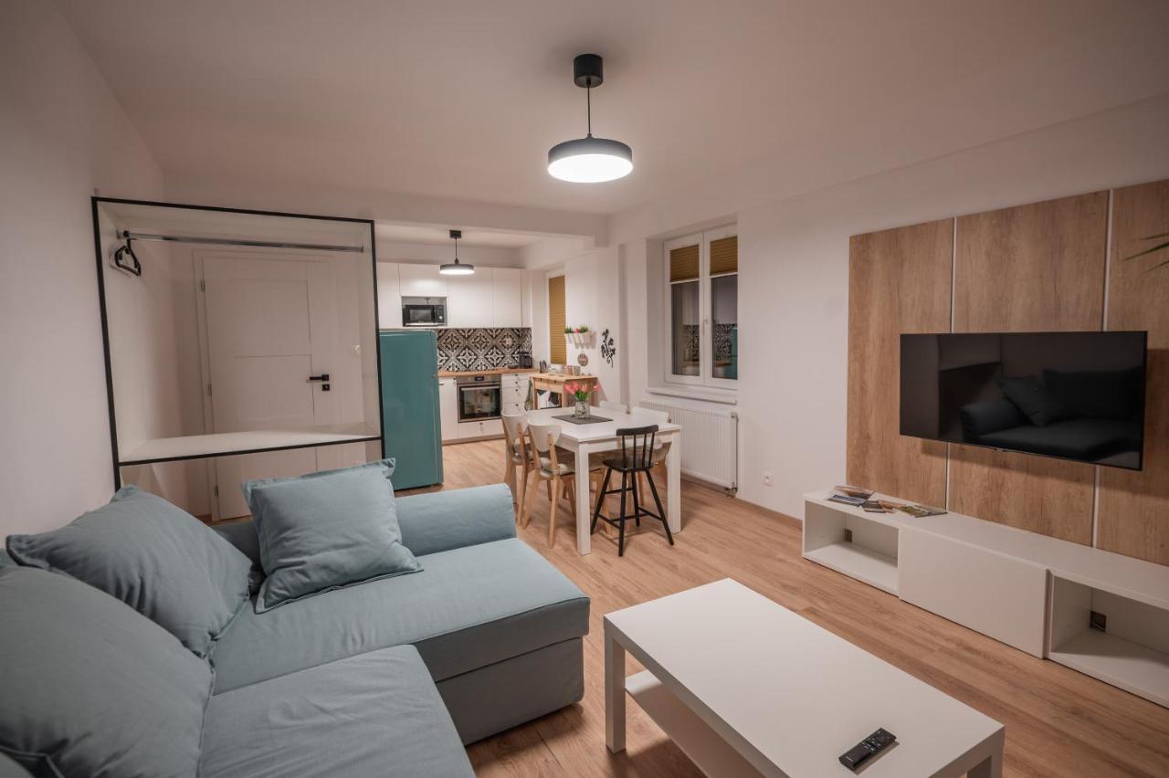 Apartman Claudia - Rezidence K Lanovce 야히모프 외부 사진